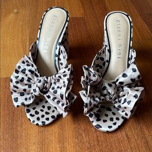 Gianni Bini Keily Cheetah Bow Detail Block Heeled Sandal Women's Size 7